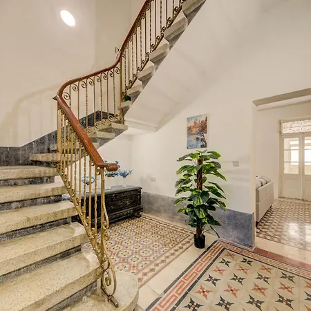 Διαμέρισμα Private In Hmr006
