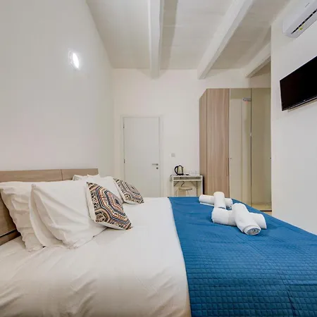 Private In Hmr006 Hamrun