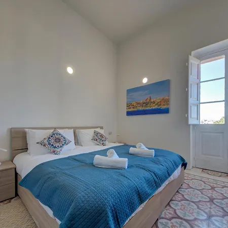 Private In Hmr006